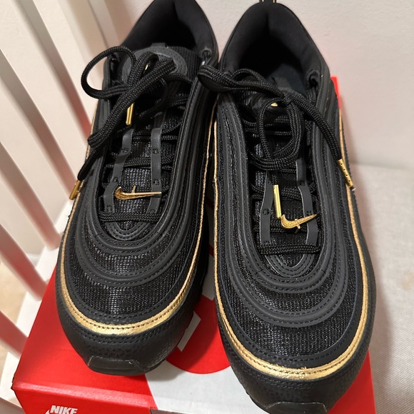 New Air Max 97 Black and Gold Size 13 - Picture 3 of 5